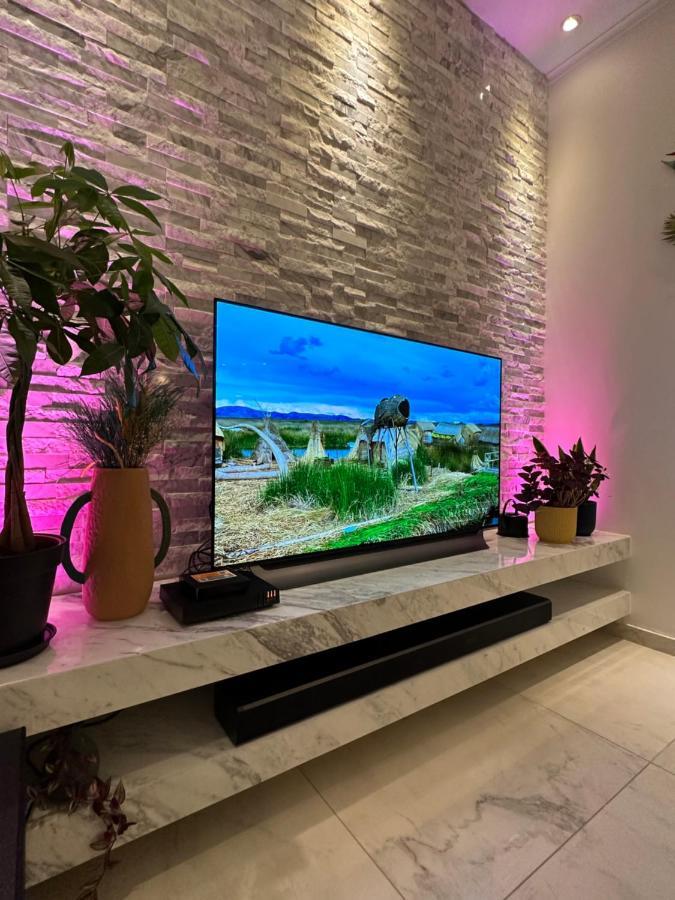 L'Emperador Apartment Reims Bagian luar foto