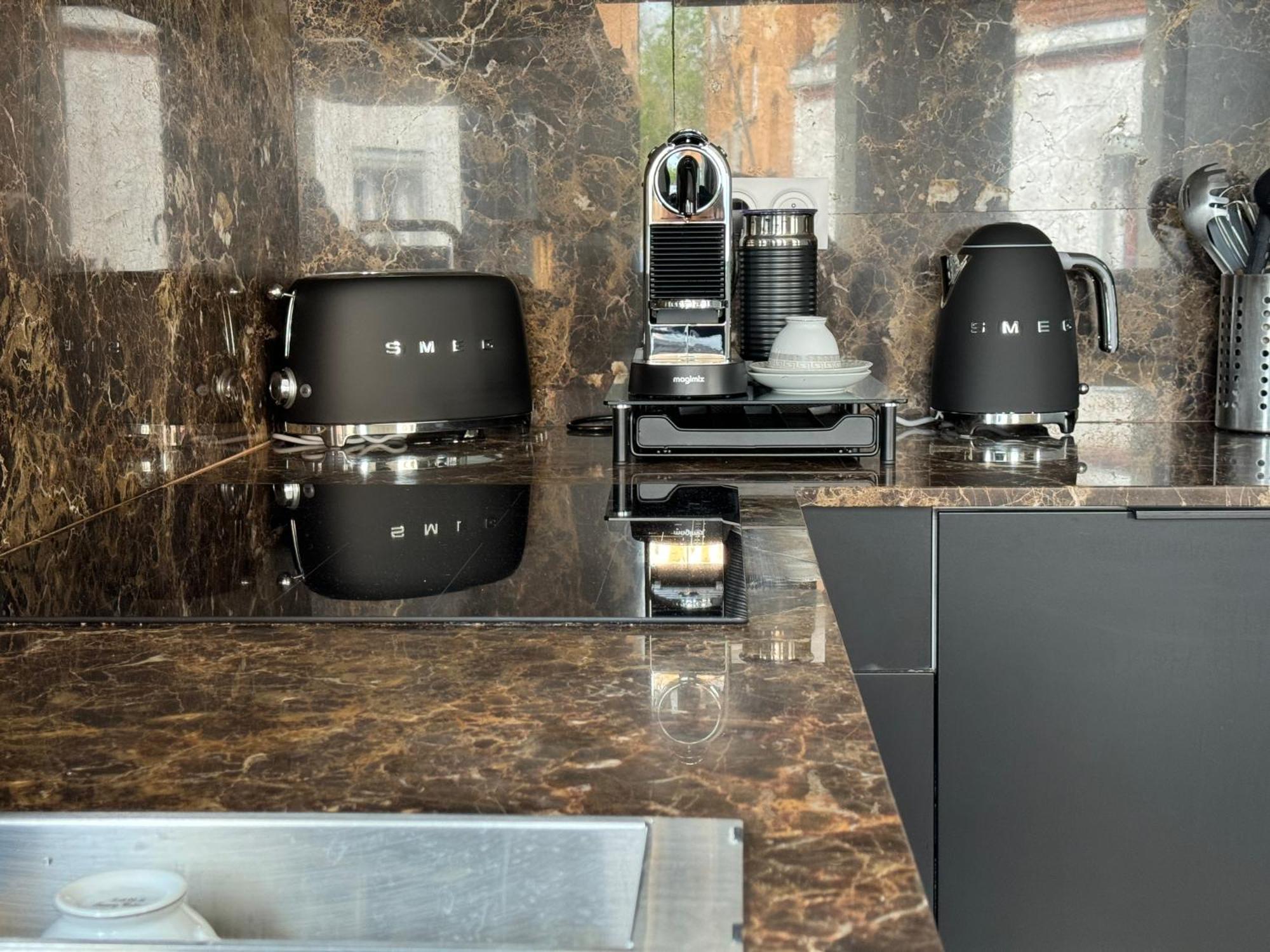 L'Emperador Apartment Reims Bagian luar foto