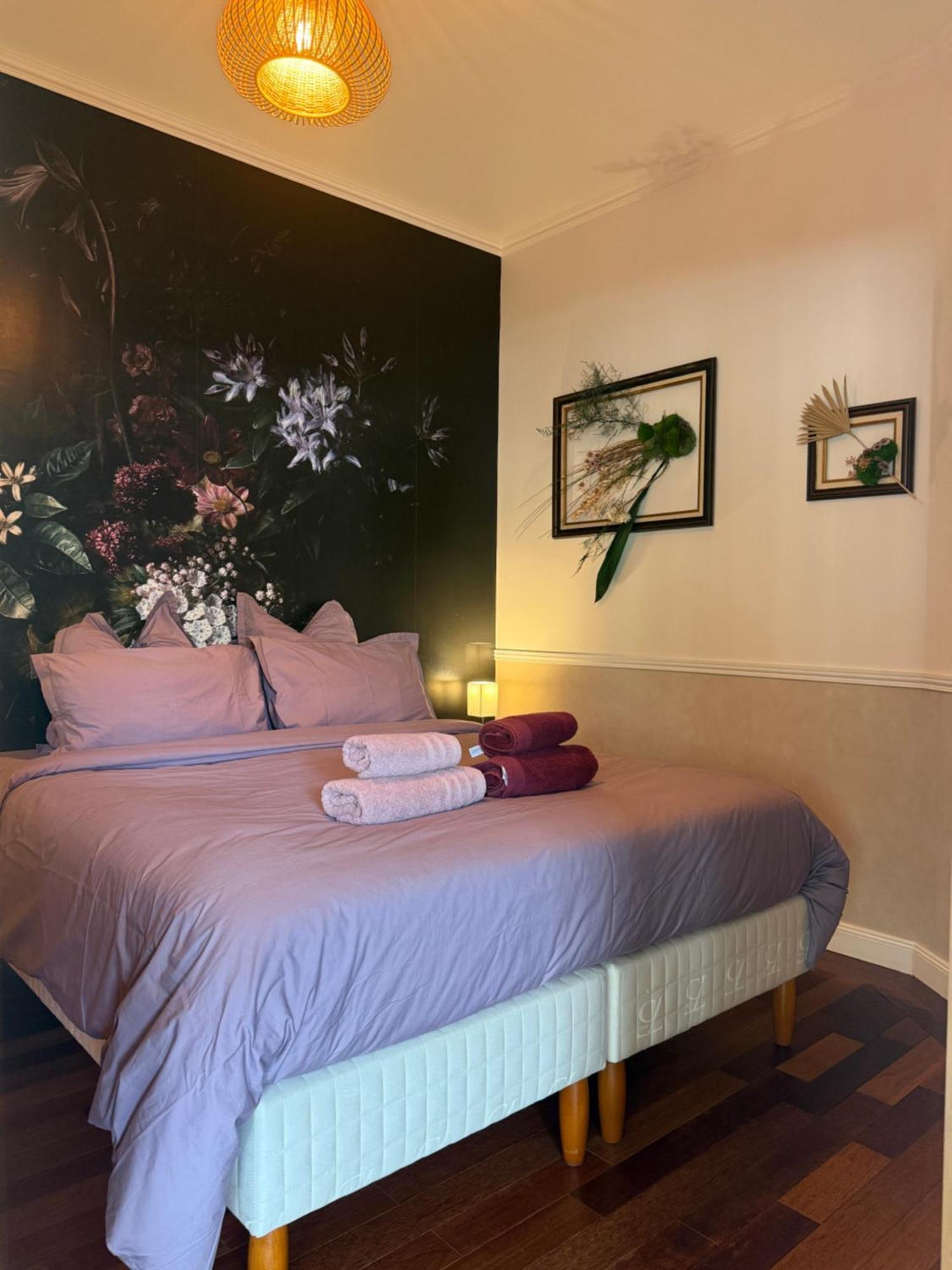 L'Emperador Apartment Reims Bagian luar foto